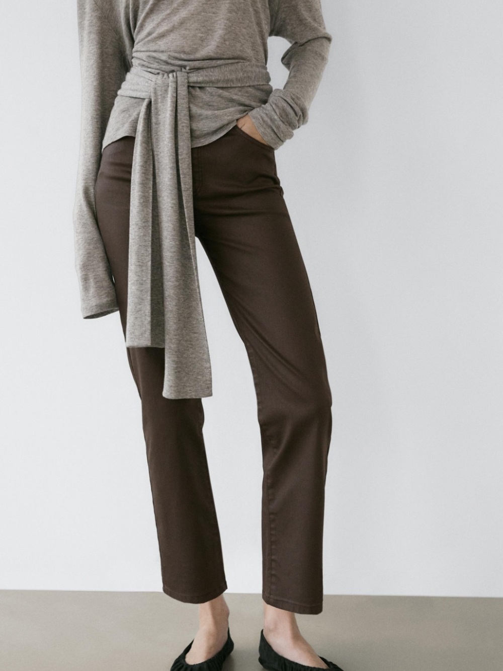 Massimo Dutti NWT brown high-waisted, straight-leg pants waxed finish size 4
